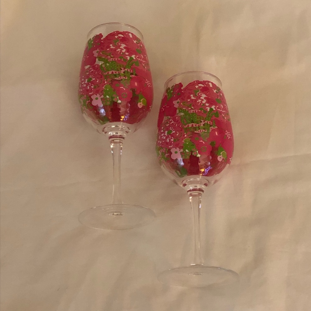 Lilly Pulitzer Acrylic Wine Glasses Set of Two Pink and Green Beach Pool Lake - Picture 6 of 6